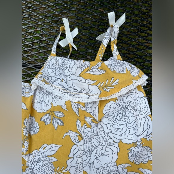 Girls Yellow Pant Romper Size 12 Months By Shabby Chic with snap-ease bottoms - Picture 4 of 10